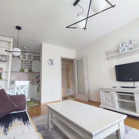 City Point Apartment Подгорица Экстерьер фото