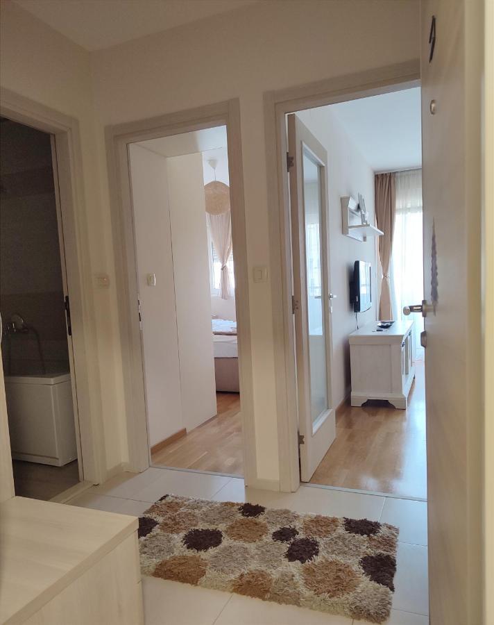 City Point Apartment Подгорица Экстерьер фото